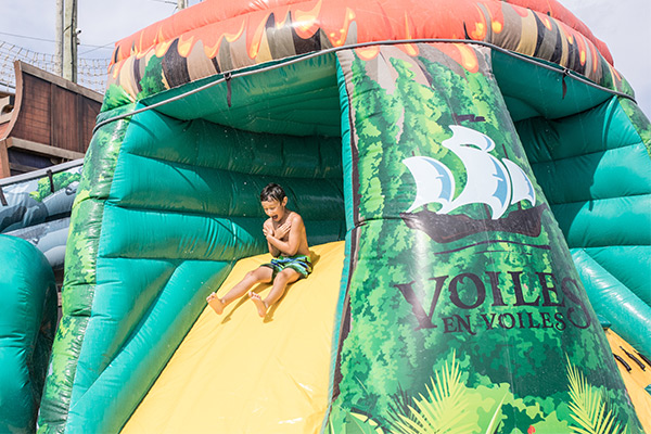 jeux-gonflables-eau-vieux-port Jeux gonflables pour enfants
